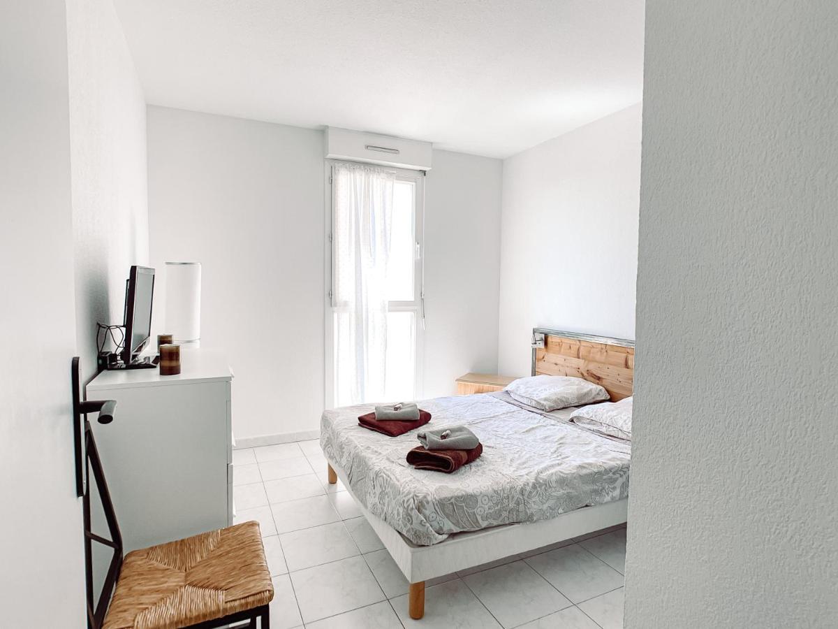 T2 Tout Confort Proche Centre Hyeres & Plages Eksteriør billede